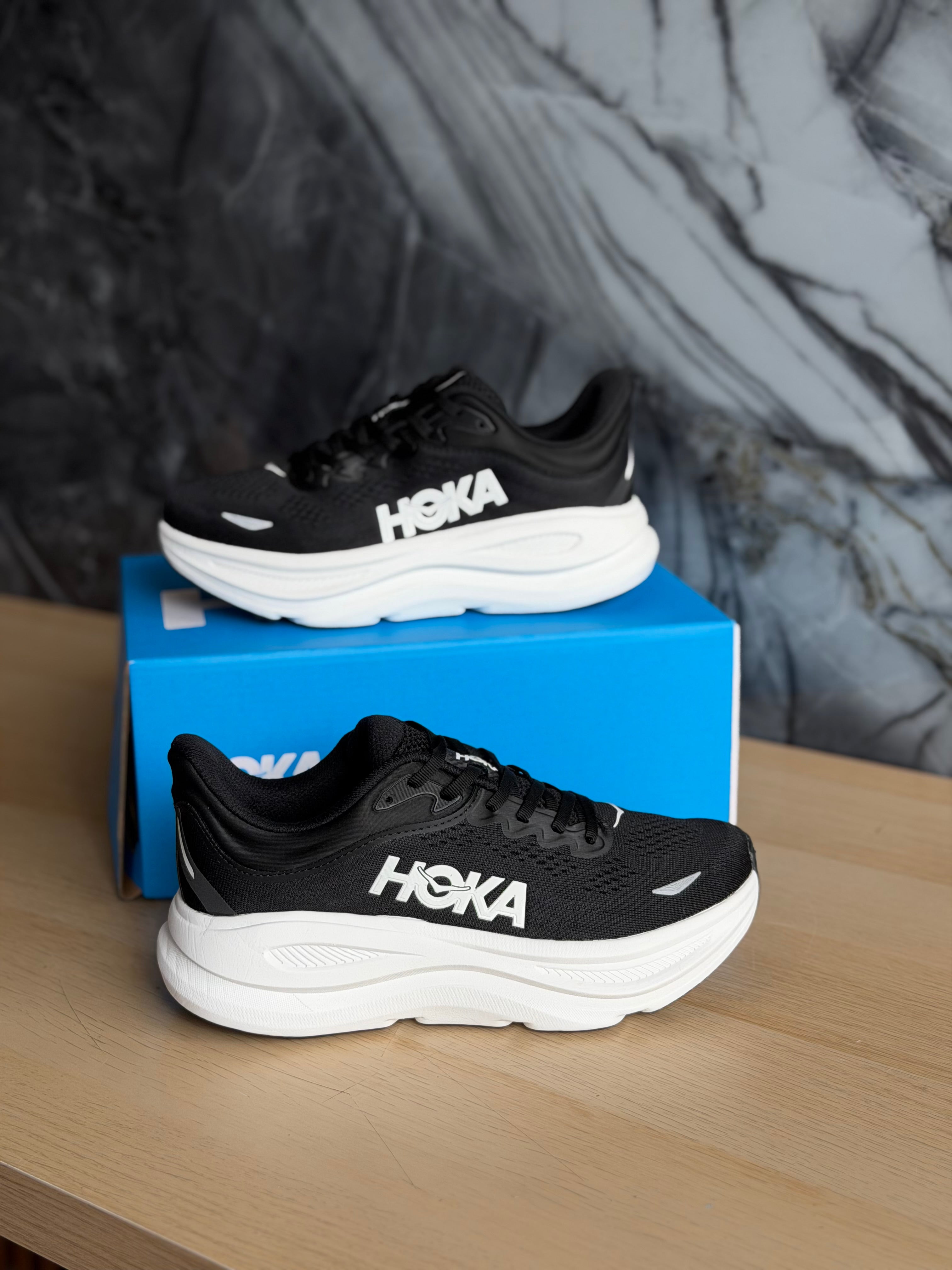 HOKA CLIFT
