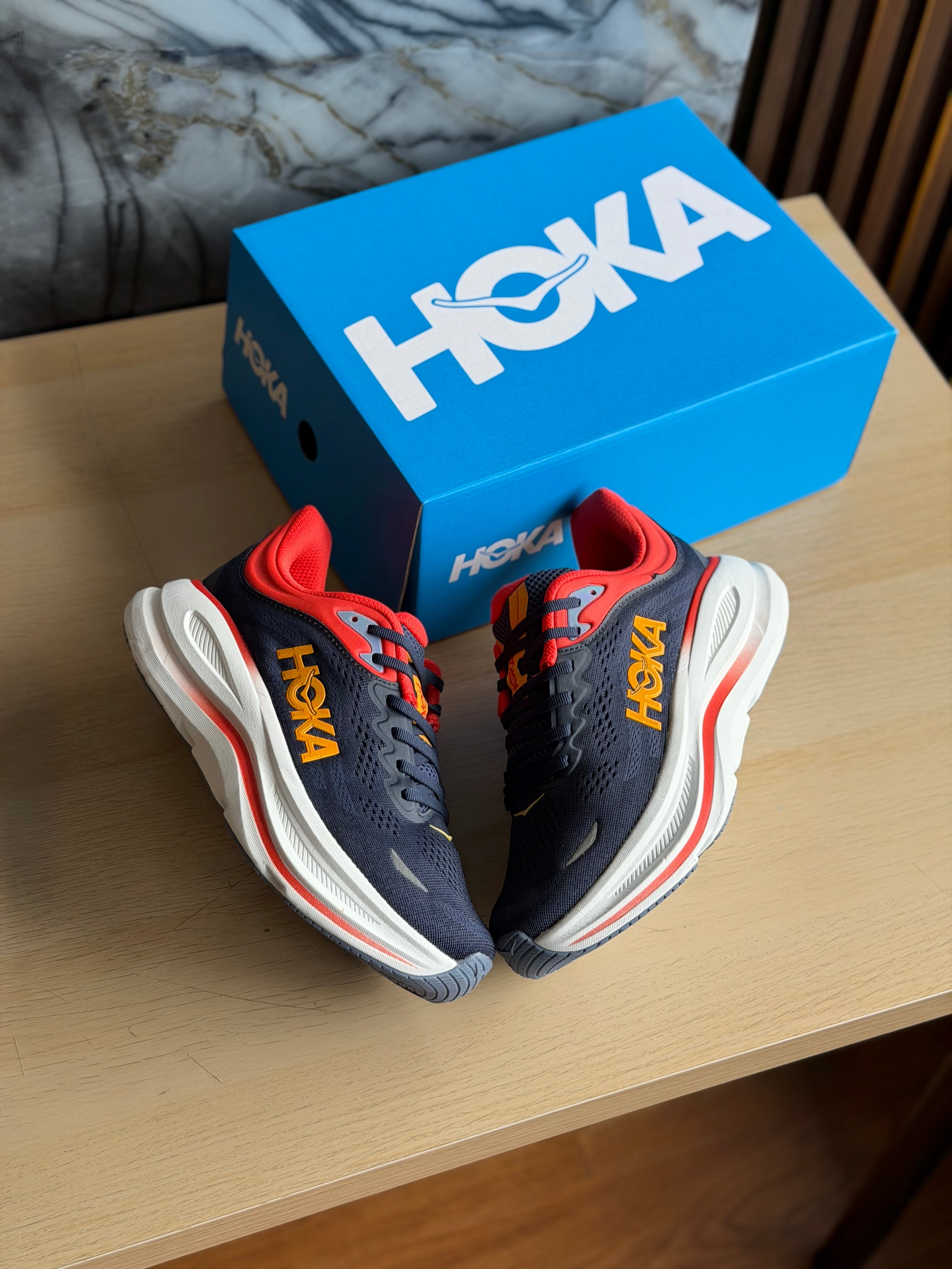HOKA CLIFT