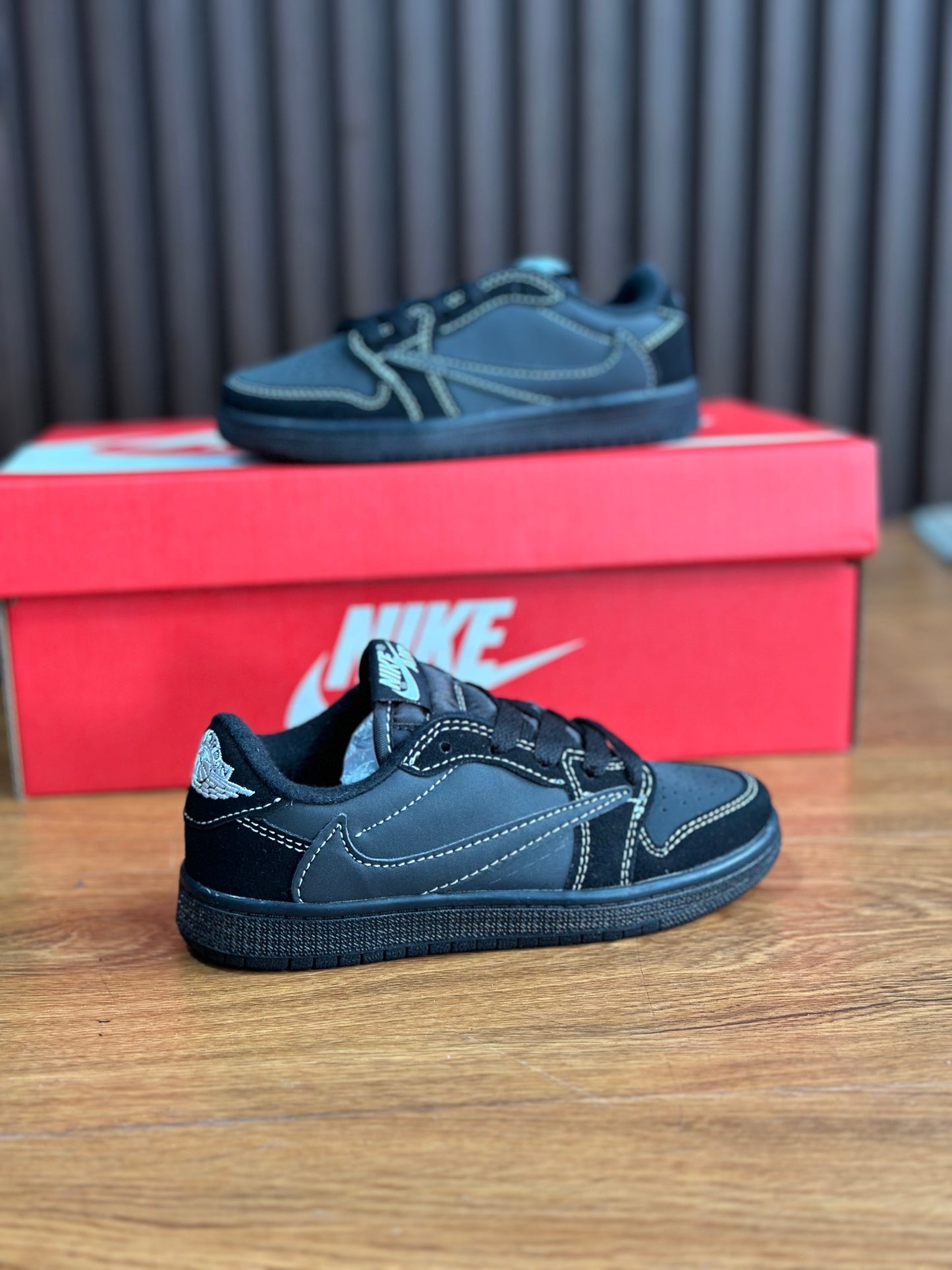 NIKE SB TRAVIS SCOTT