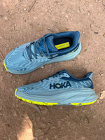 HOKA