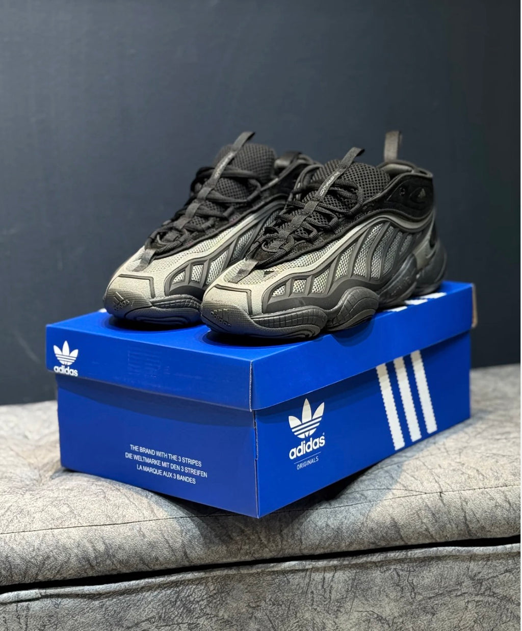 ADIDAS NEGRA