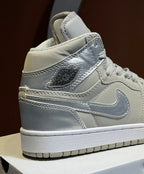 JORDAN RETRO 1 SILVER