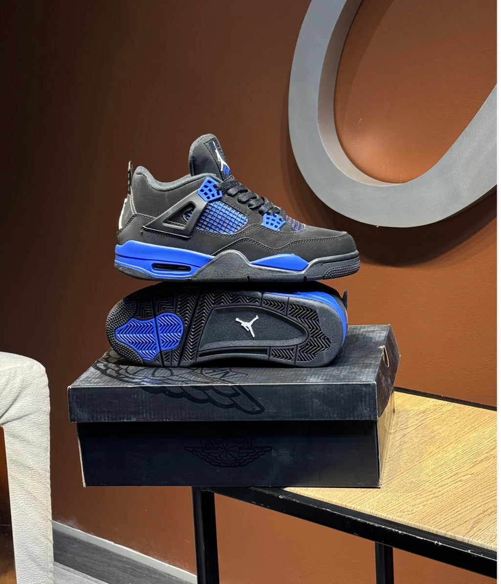 JORDAN RETRO 4