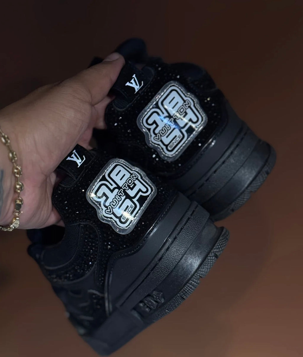 LOUIS VUITTON NEGRA