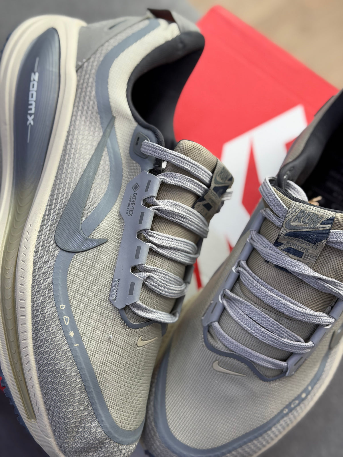 NIKE GORETEX