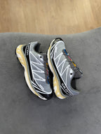 SALOMON XT-6