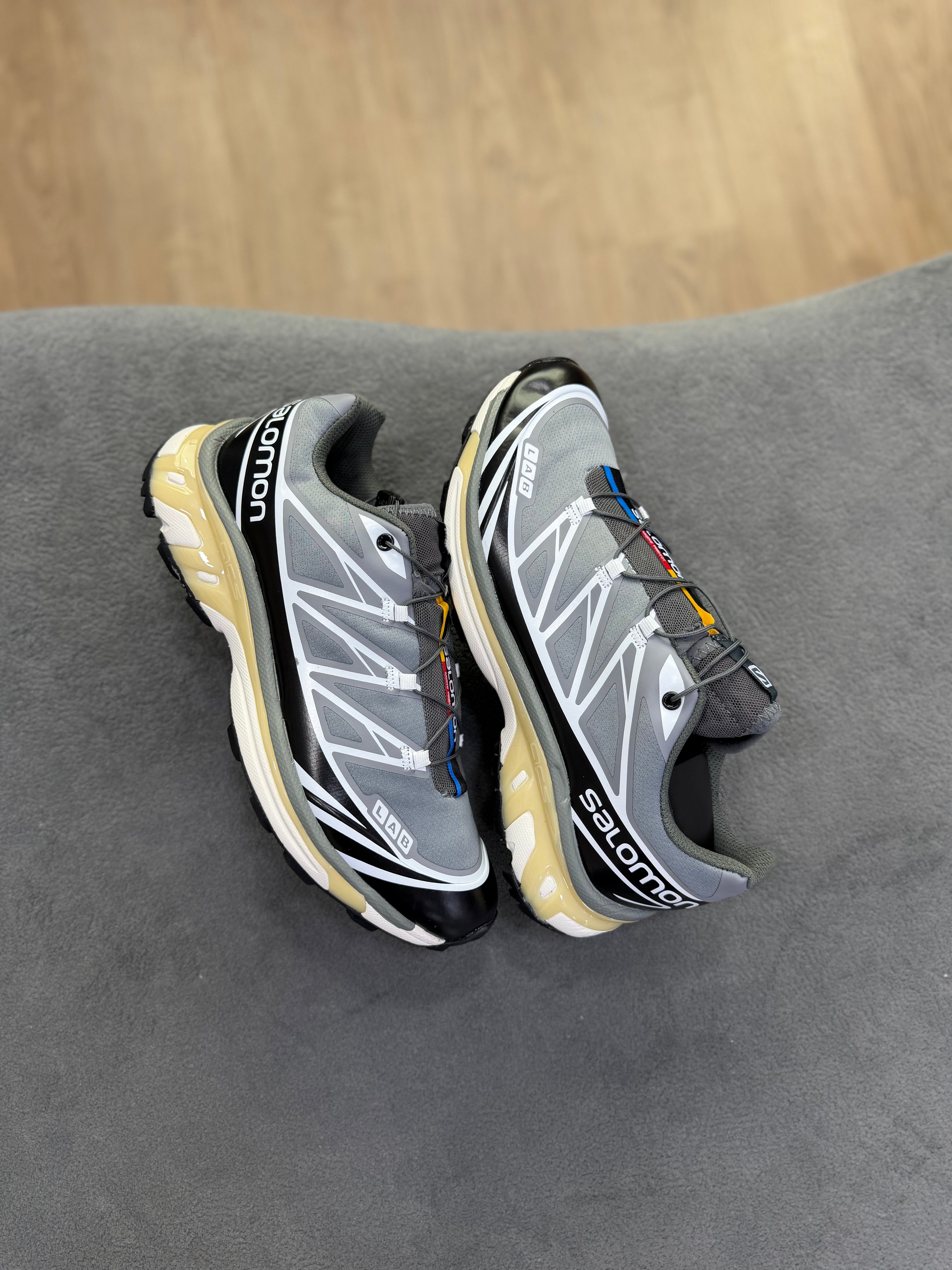 SALOMON XT-6