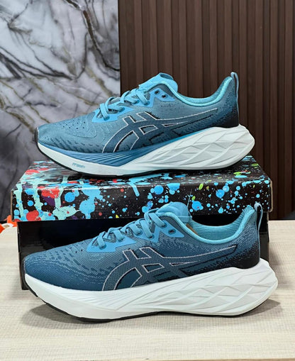 ASICS NOVABLAST