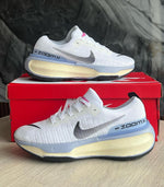 NIKE ZOOM INVINCIBLE