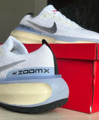 NIKE ZOOM INVINCIBLE