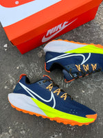 NIKE TRAIL 2