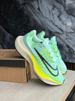 NIKE ZOOMFLY5