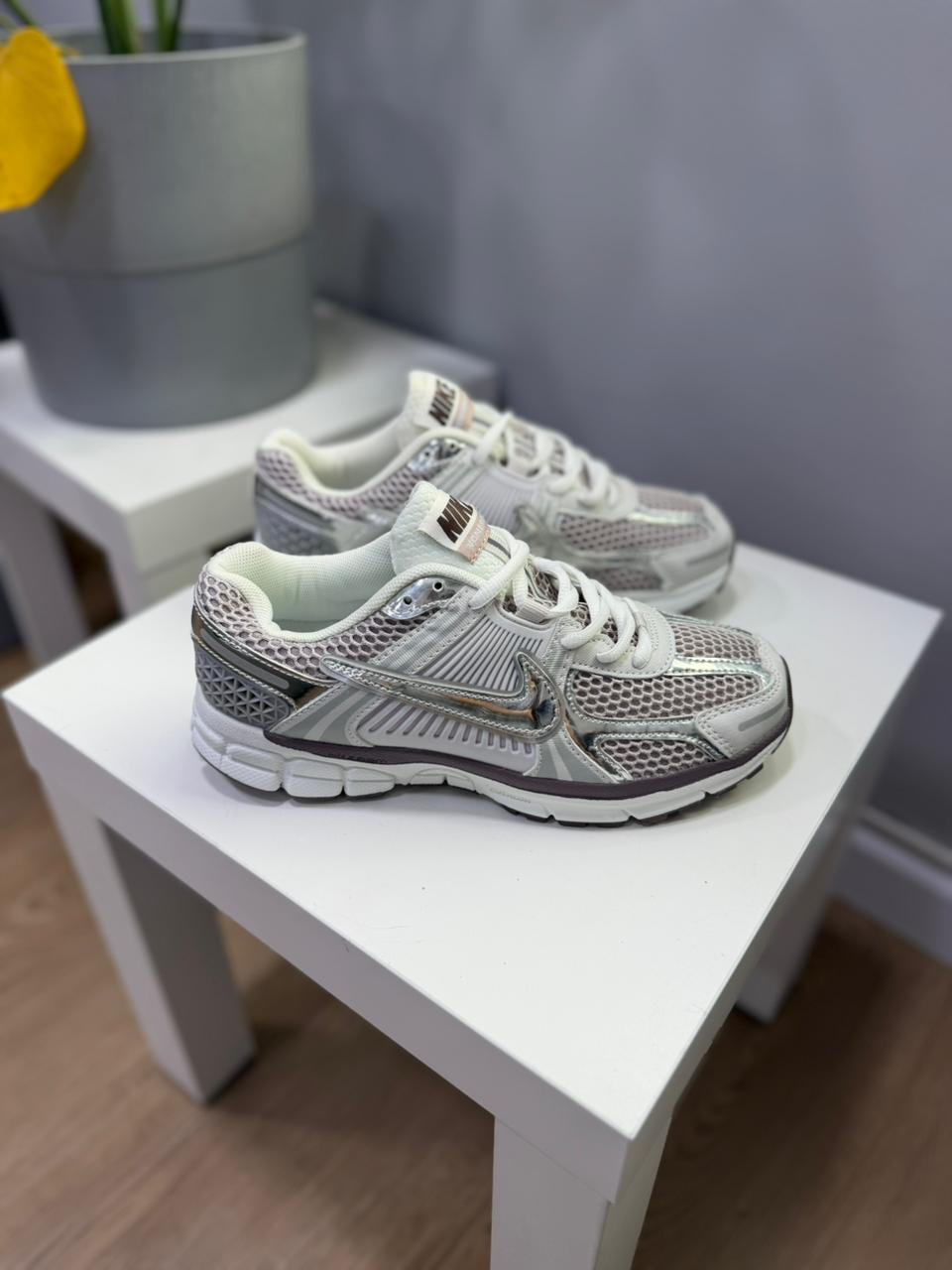 NIKE P6000