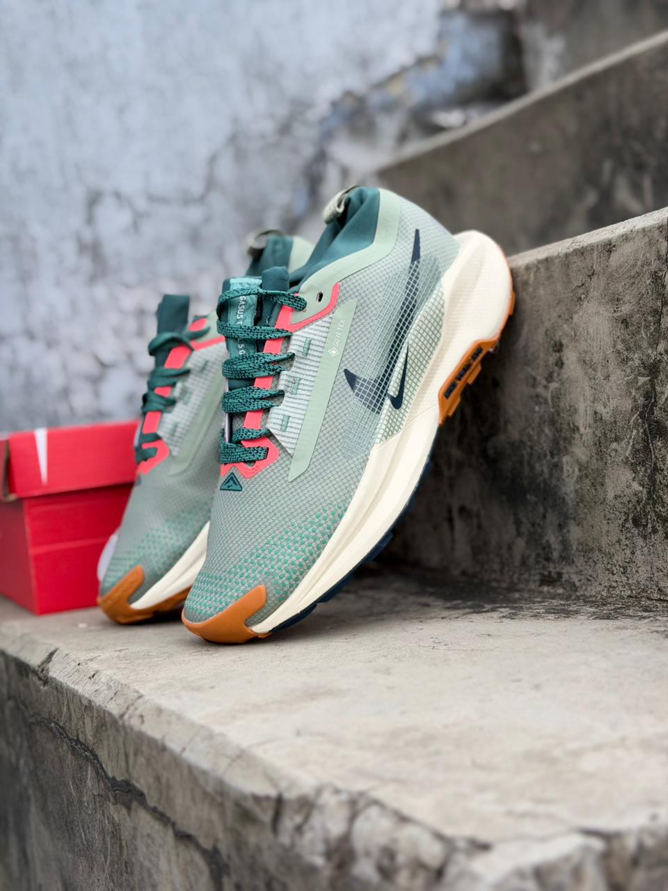 NIKE TRAIL ATC