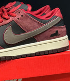 NIKE SB X RIOT