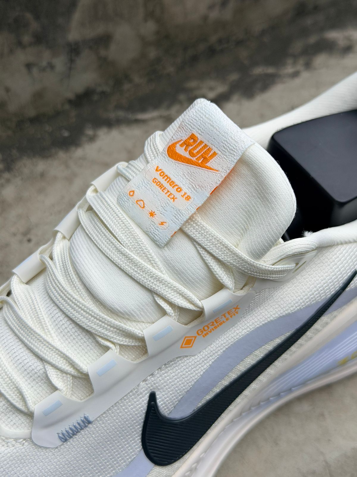 GORETEX BLANCA
